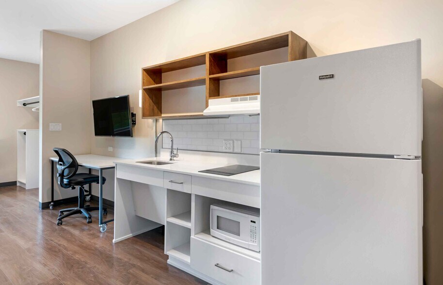 Building Photo - Furnished Studio-Washington, D.C. - Alexandria - Landmark