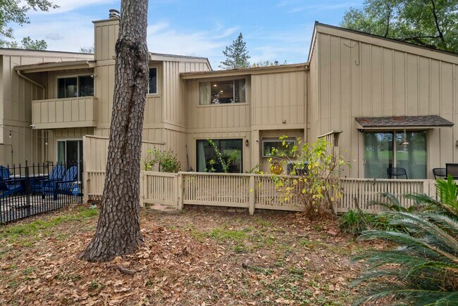 Building Photo - 2209 W Settler's Way