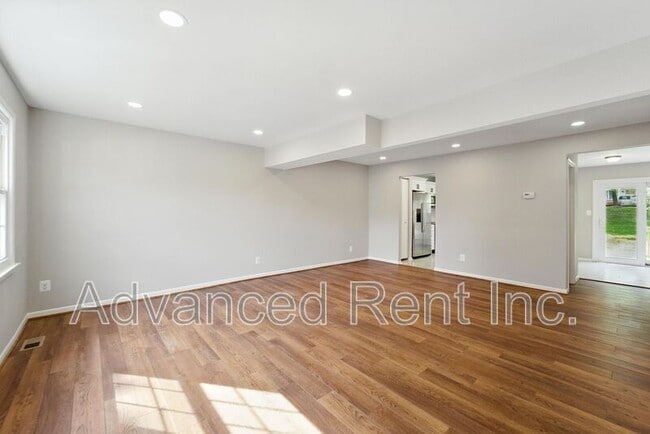 Building Photo - 1 Jack Pine Pl