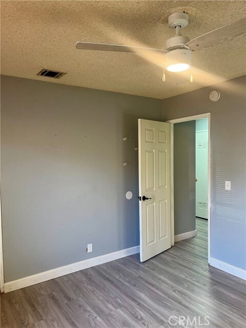 Building Photo - 16535 Pine St