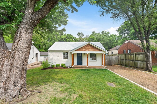 Building Photo - 806 Washington Ave