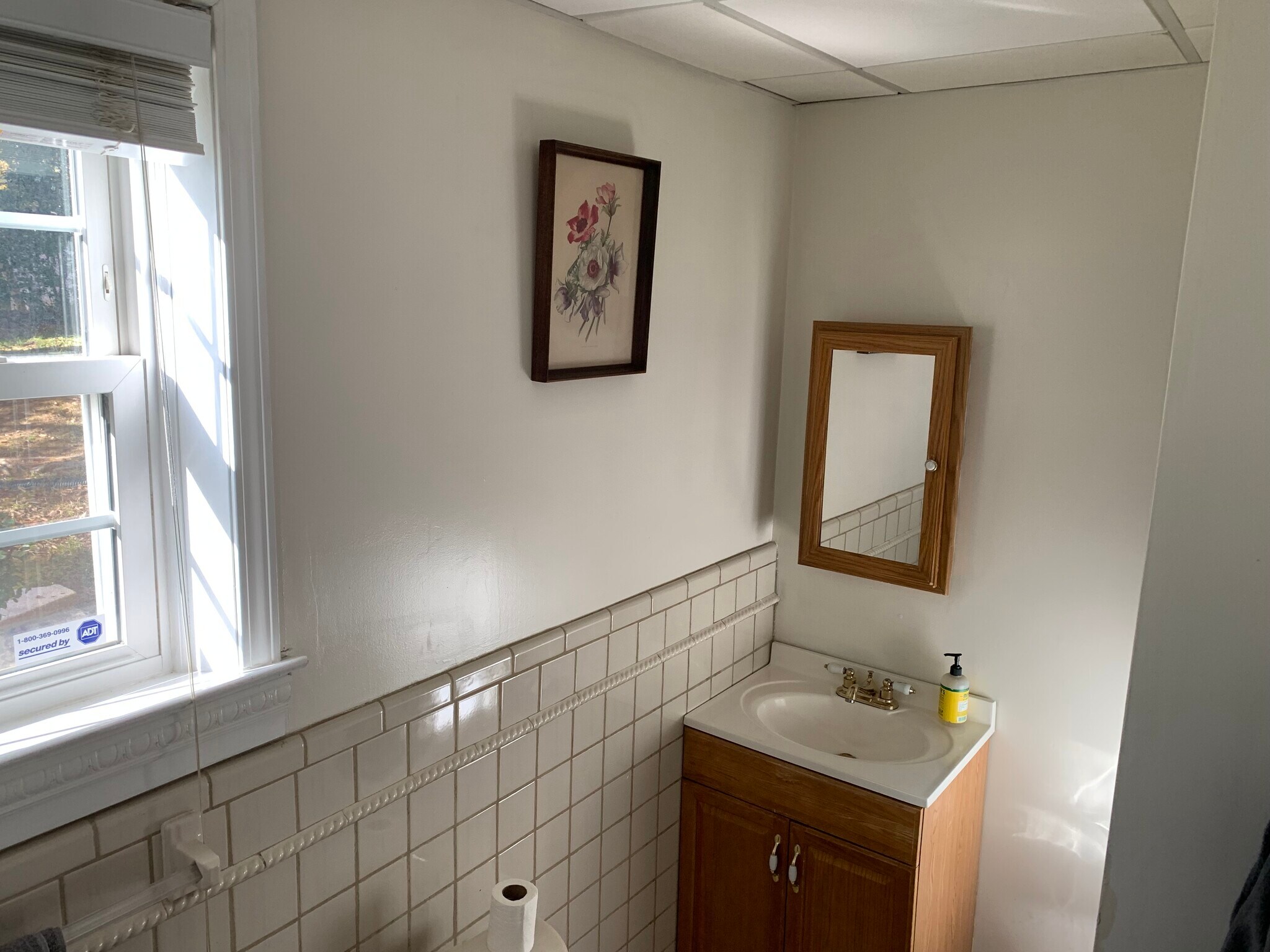Bathroom - 2761 Cocklebur Rd