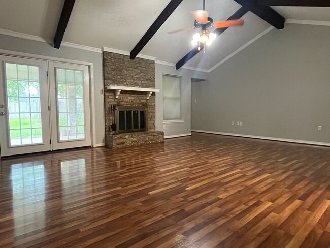 Building Photo - 617 Turtle Creek Dr