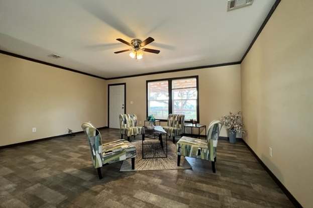 Building Photo - 833 CIMARRON-