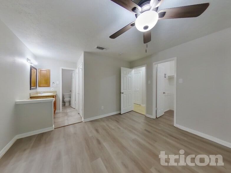 Building Photo - 16006 Camino Del Sol Dr