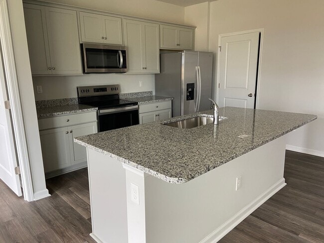 Building Photo - Welcome to your dream home in the heart of...