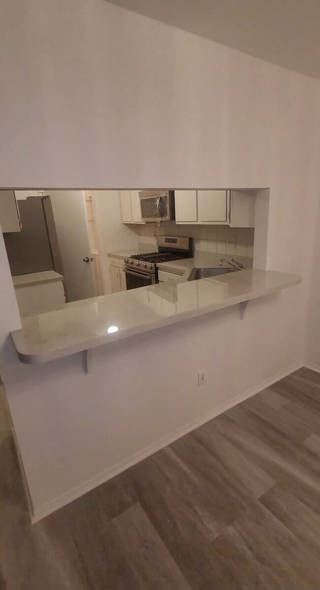 Building Photo - 1303 Morris Ct