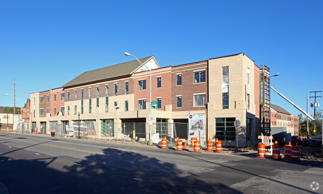 Building Photo - Franklin Station