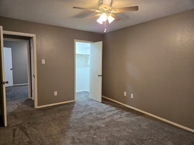 Building Photo - 3209 Coastal Dr