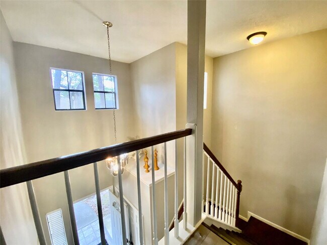 Building Photo - 412 Cumberland Trail