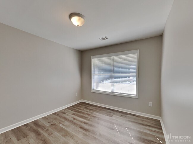 Building Photo - 365 McGiboney Ln