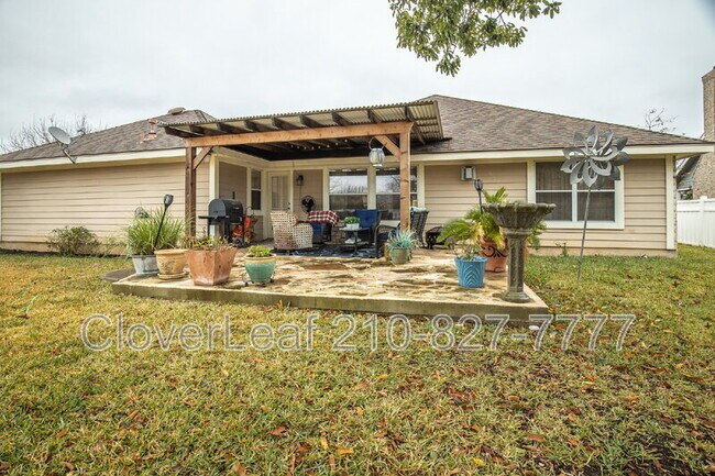 Building Photo - 1409 Azalea Ln