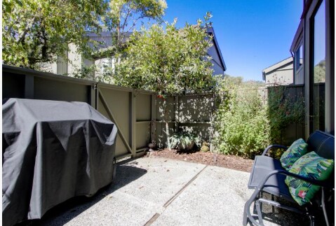 Building Photo - 844 Reichert Ave