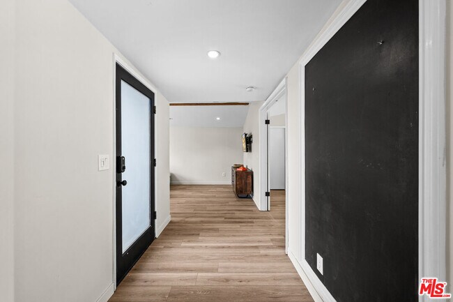 Building Photo - 20308 Mobile St