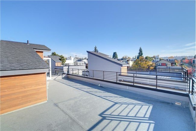 Building Photo - 2008 NW 59th St