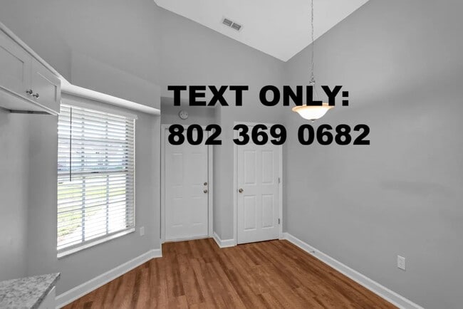 Building Photo - 2008 Sarah Louise Dr