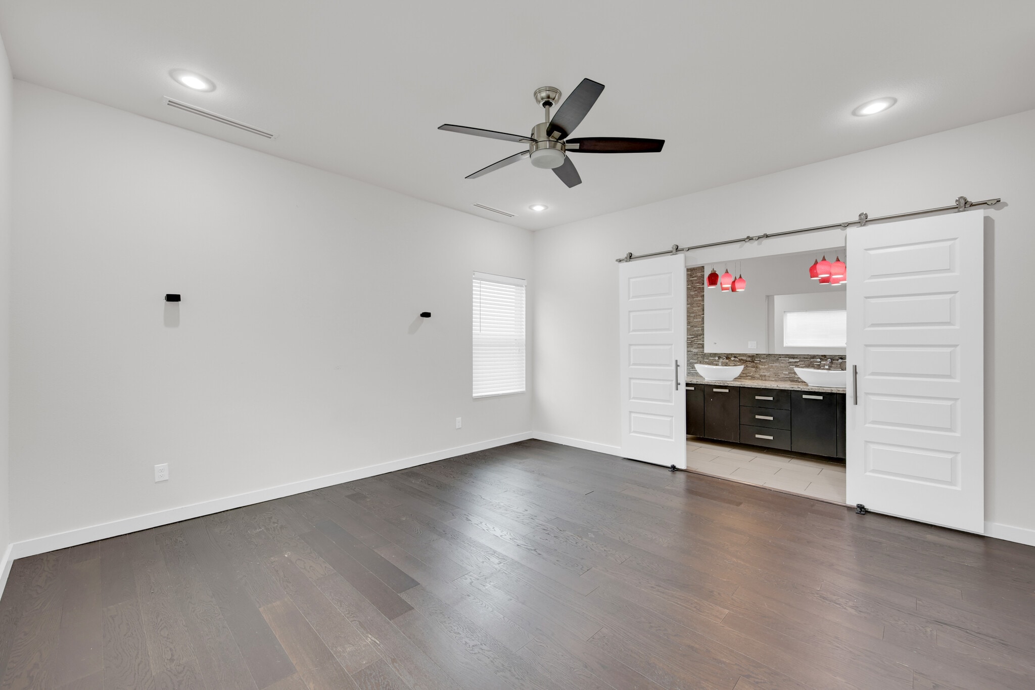 Building Photo - 6732 N 4th St