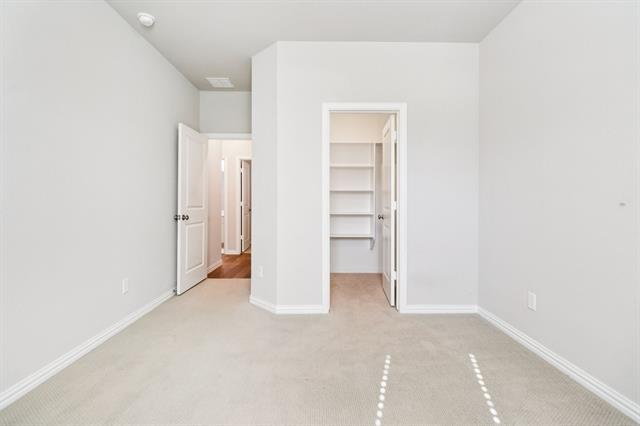 Building Photo - 1708 Daisy Corner Dr