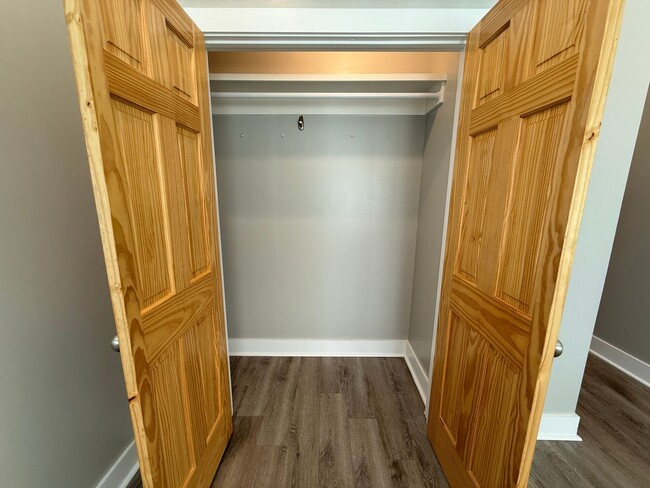 Building Photo - 33 Breckenridge Cv