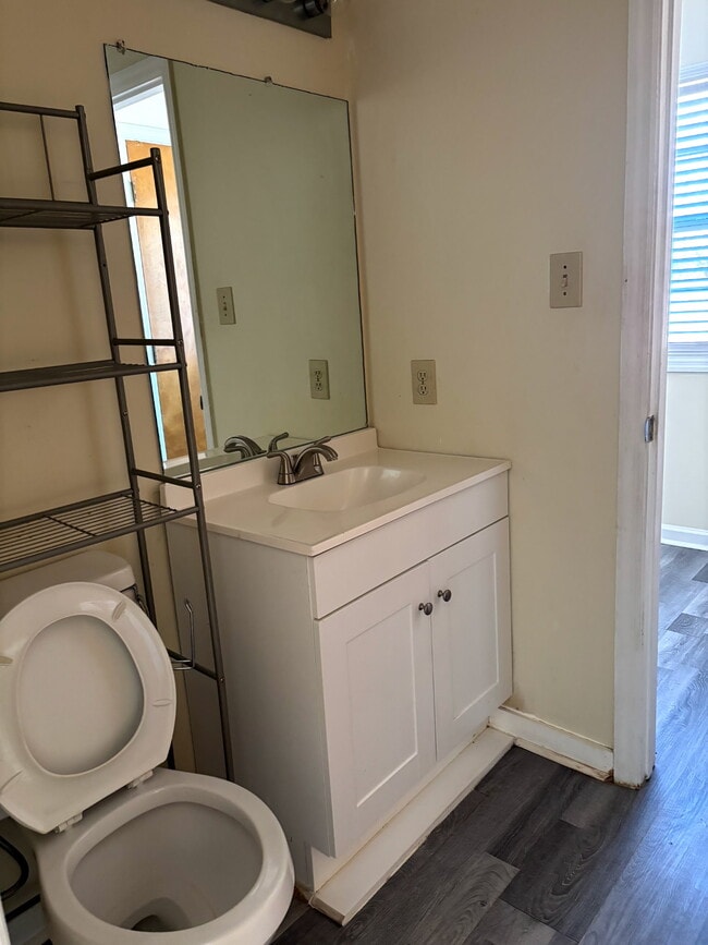 Building Photo - 741 NC-24