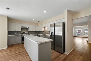 Building Photo - 3362 Continental Dr