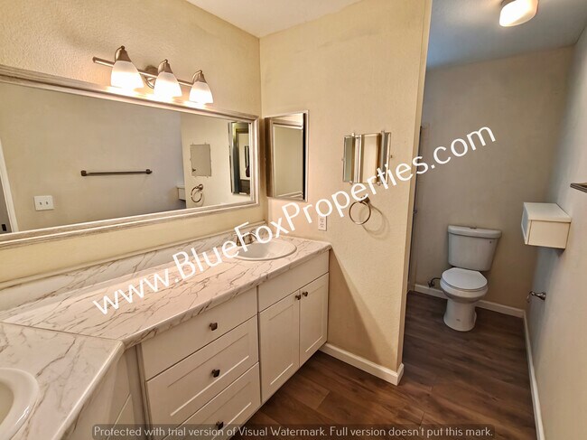 Building Photo - 2540 W Falbrook Way