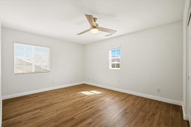 Building Photo - 37559 Durwent Dr