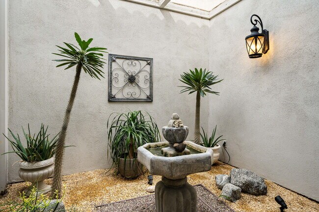 Building Photo - 79880 Pecan Valley