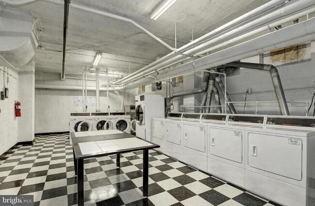 Building Photo - 2515 K St NW