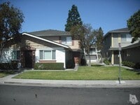 Building Photo - 2577 Rudder Ave