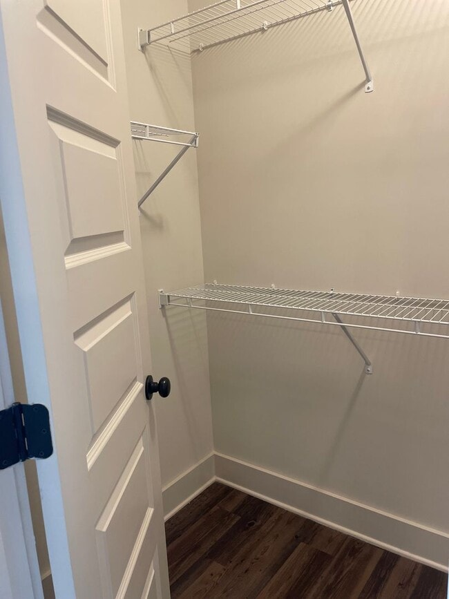 Building Photo - 3 Bedroom Home With Spacious Garage and Fenced Backyard!