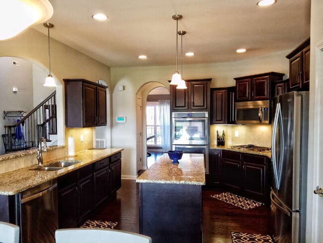 Building Photo - 3145 Randle Brothers Ln