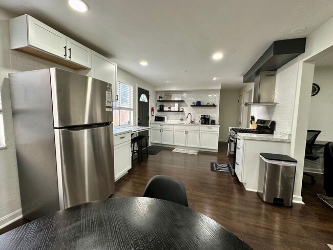 Building Photo - 1248 Pennsylvania Ave