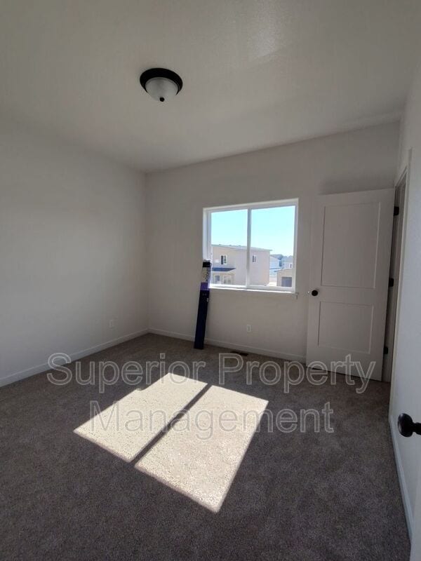 Building Photo - 1536 Carol Ann Wy