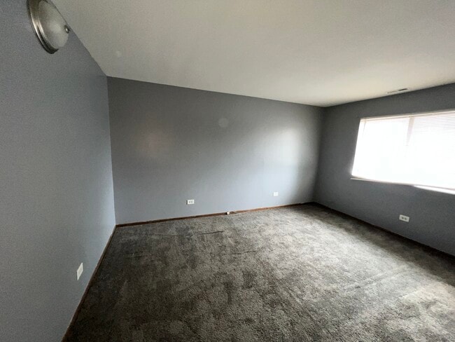 Building Photo - 1259 Cunningham Dr
