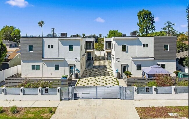 Building Photo - 5639 Riverton Ave