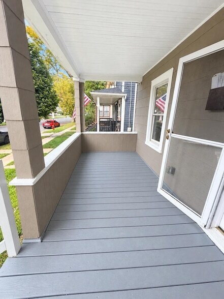 Building Photo - 877 Jaques Ave