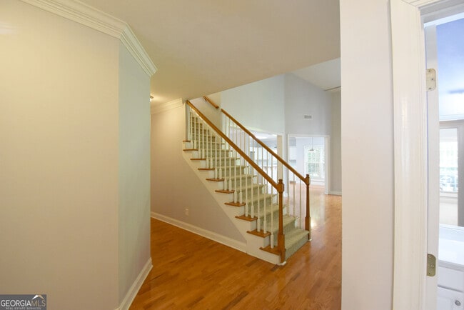 Building Photo - 204 Lenox Dr