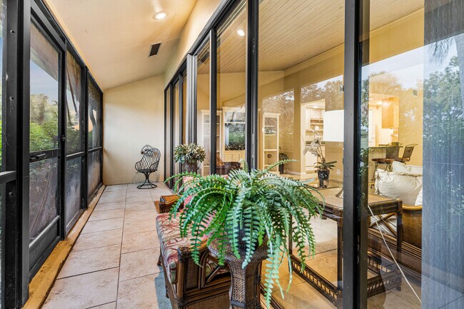 Building Photo - 229 Old Meadow Way