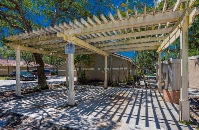 Building Photo - 1780 Palm Cove Blvd