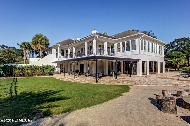 Building Photo - 1561 Stonebriar Rd