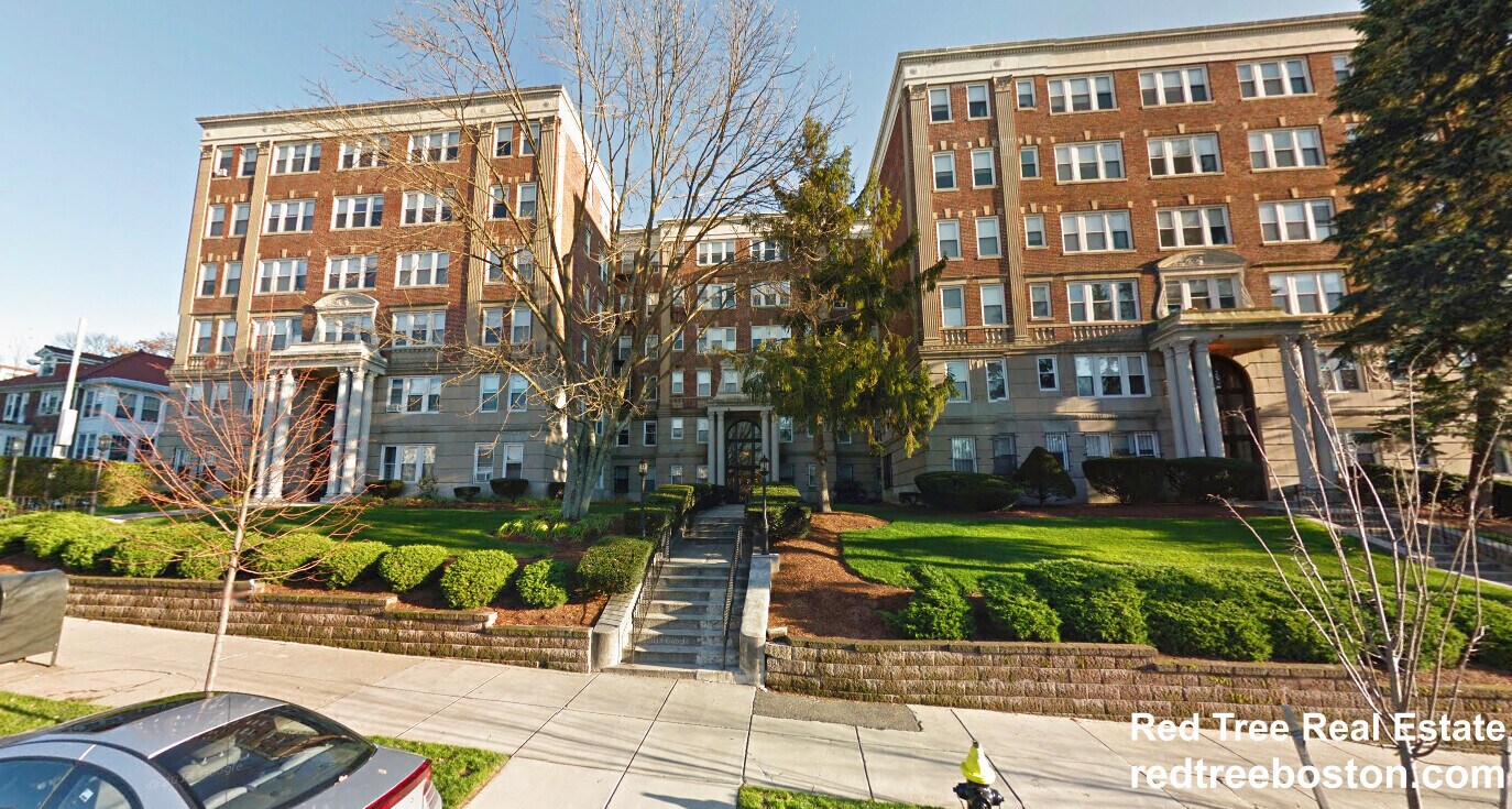 Building Photo - 1845 Commonwealth Ave
