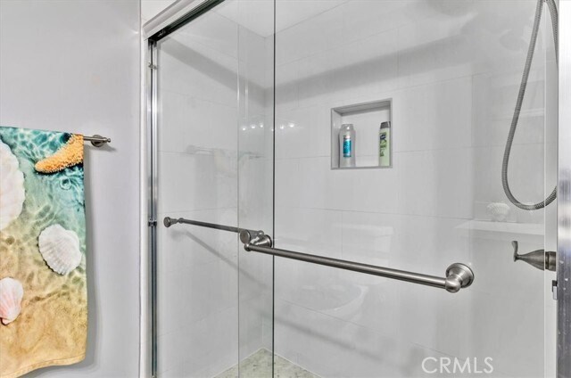 Building Photo - 1140 E Ocean Blvd