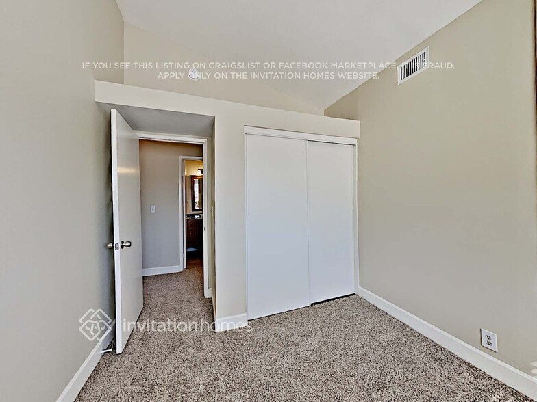 Building Photo - 22842 White Pine Pl