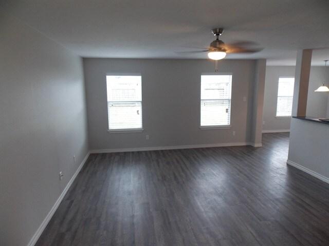 Building Photo - 13318 Ambrosa Dr