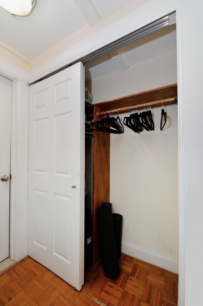 Building Photo - 200 Central Prk W