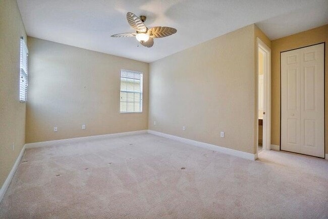 Building Photo - 11812 Windmill Lake Dr