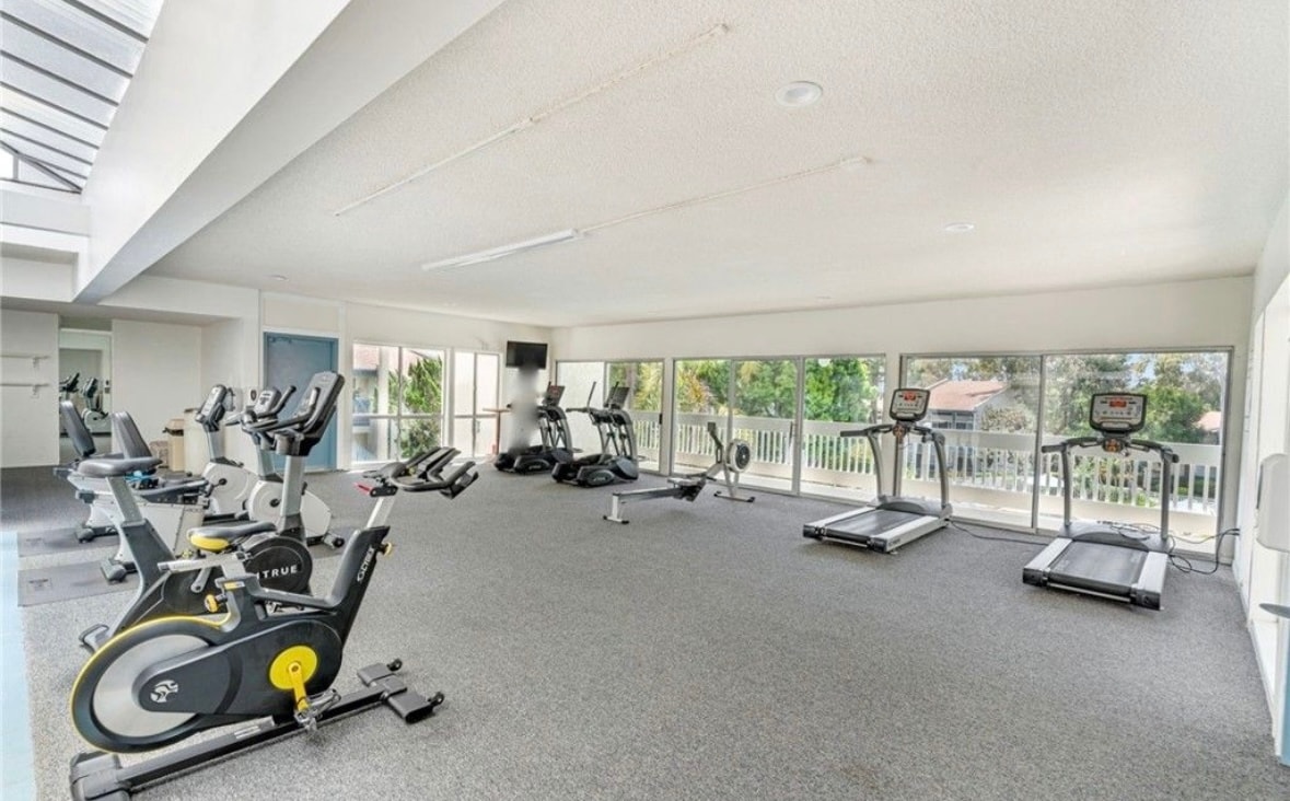 Building Photo - 607 S Prospect Ave