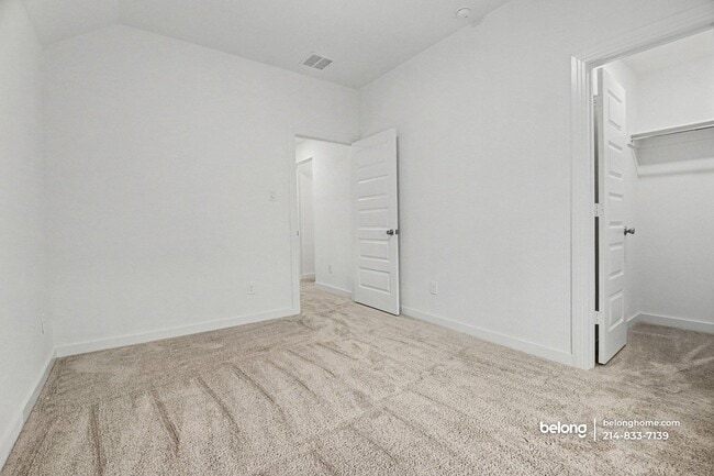 Building Photo - 3801 Blue Yucca Ln