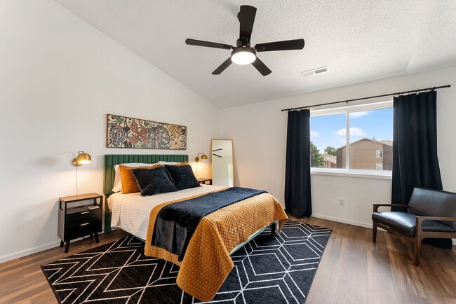 Building Photo - 2241 10th St